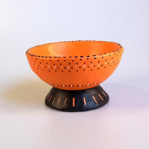 decoração artesanal de halloween-bowl porta doces de halloween cores laranja e preto
